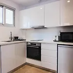 Phaedrus Living: Luxury Maisonette Lighthouse 60