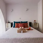Phaedrus Living: Luxury Maisonette Lighthouse 60